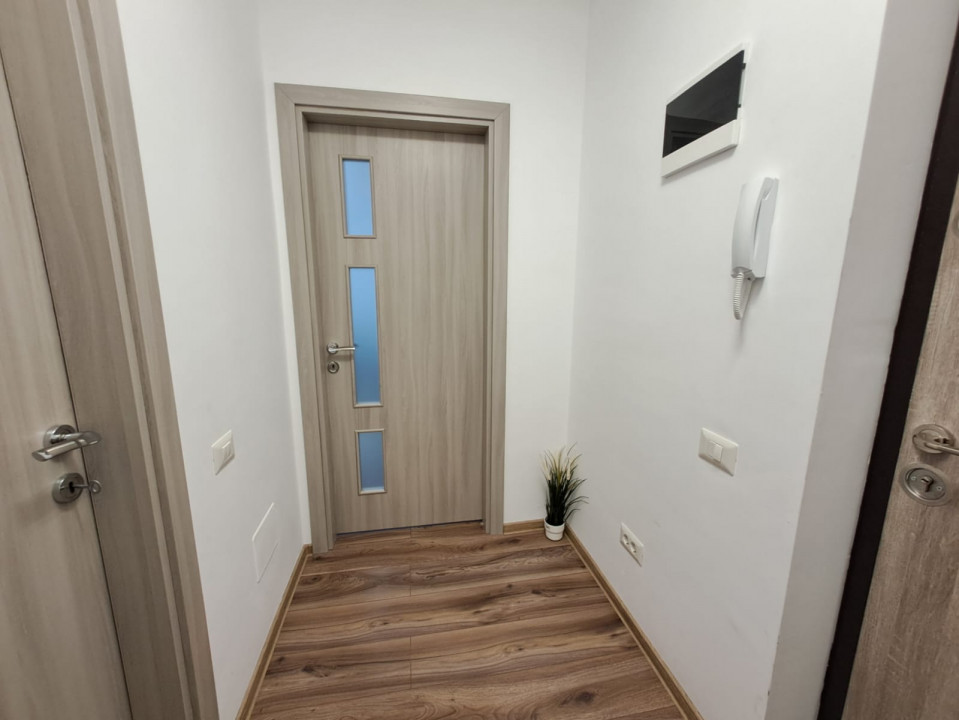 Garsoniera moderna Drumul Taberei Parc C-tin Brancusi