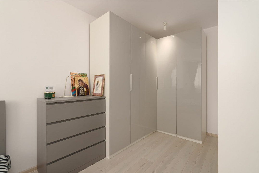 Titan Pallady Ultrafinisat mobilat si utilat top