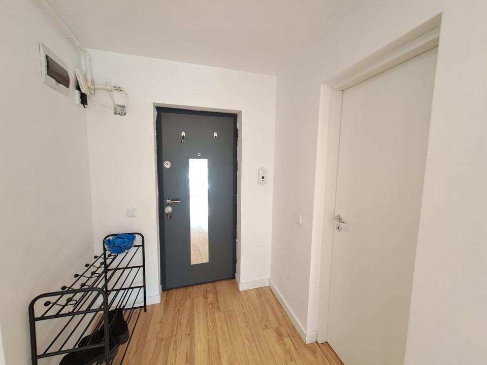 Apartament 2 camere plus terasa de 22 mp