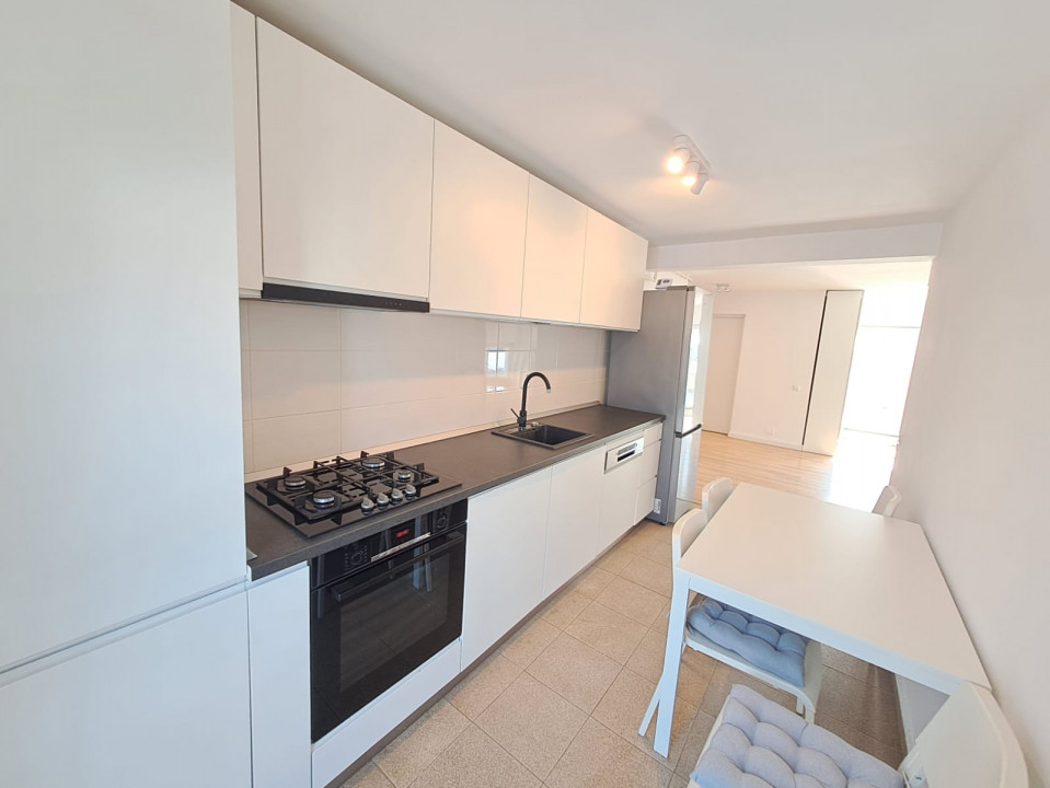 Apartament 2 camere plus terasa de 22 mp