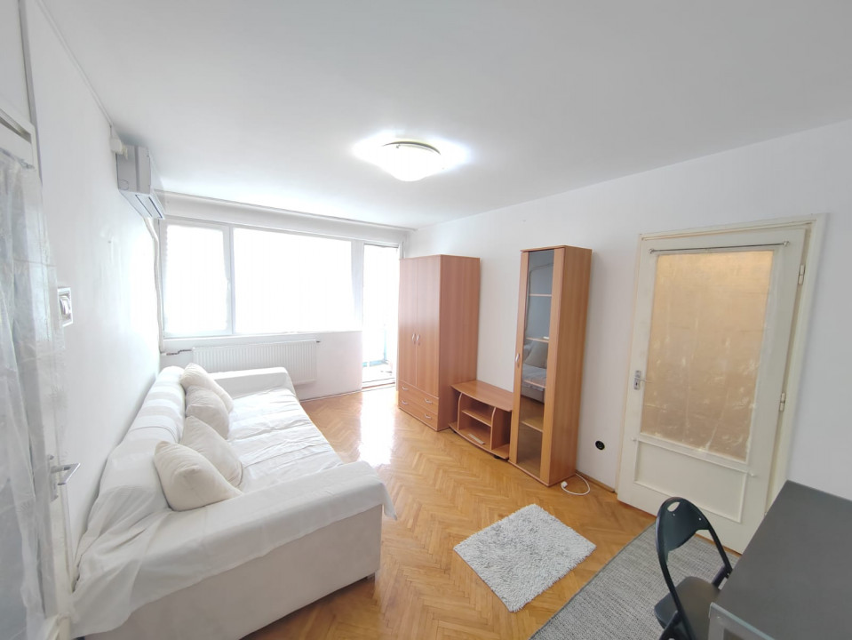 Titan Campia Libertatii Apartament 2 camere luminos