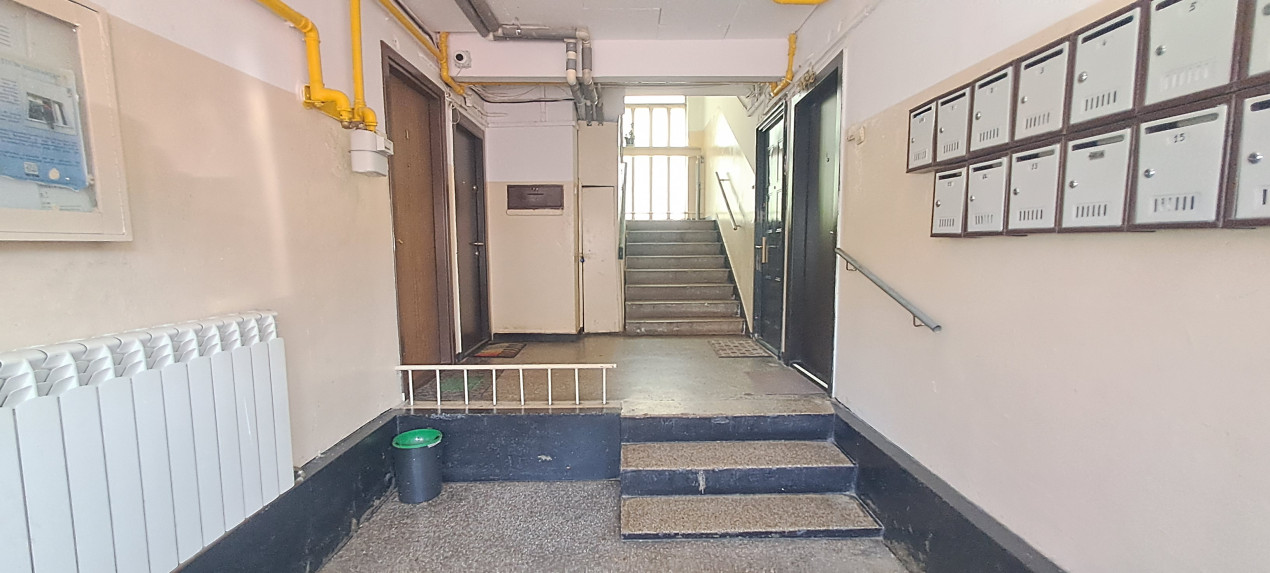 2 camere langa Metrou Eroii Revolutiei