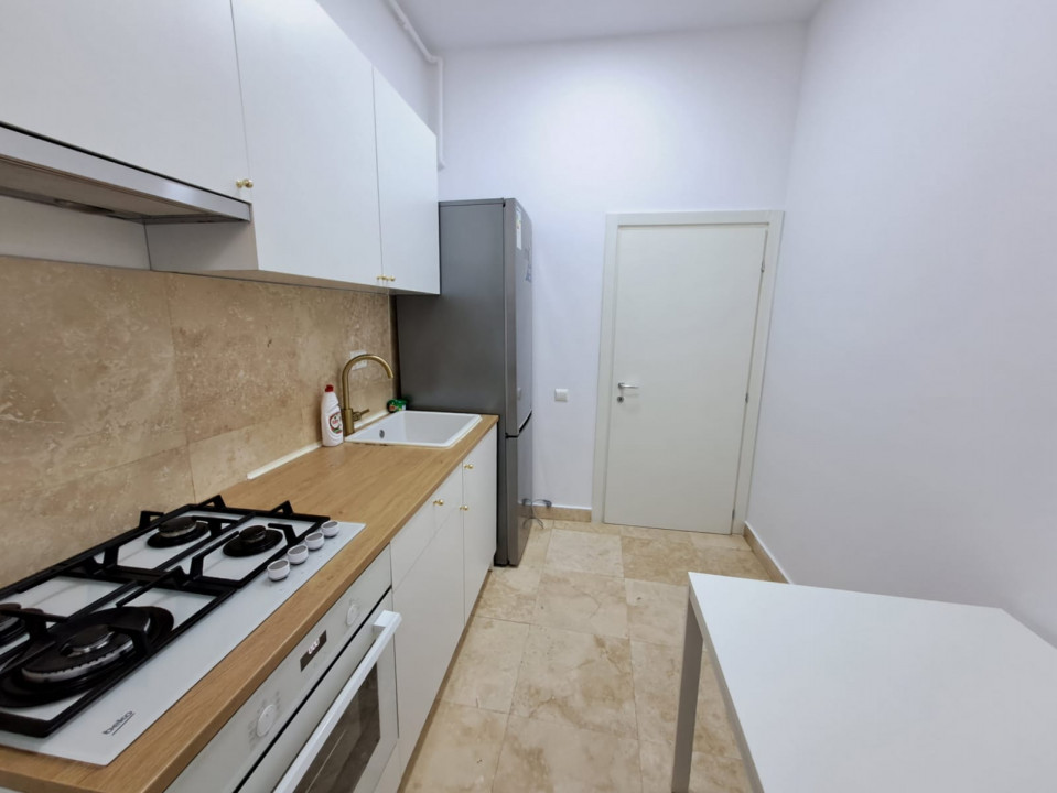 Apartament 3 cam B-dul Timisoara Str. Valea Calmatuiului
