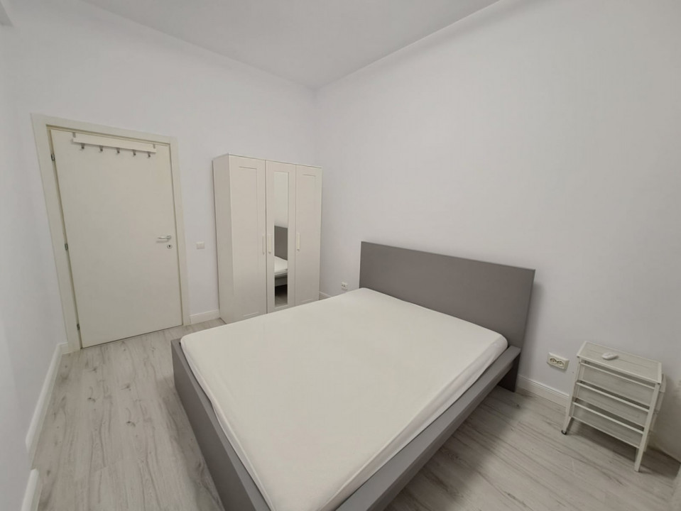 Apartament 3 cam B-dul Timisoara Str. Valea Calmatuiului