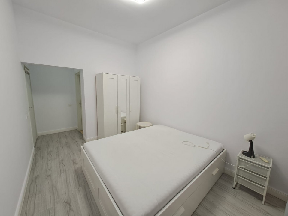 Apartament 3 cam B-dul Timisoara Str. Valea Calmatuiului