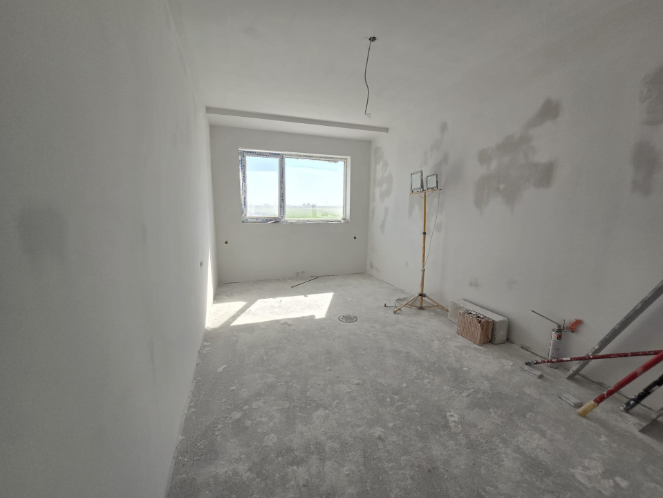 OVIDIU-POIANA- Vila tip duplex cu terasa circulabila.
