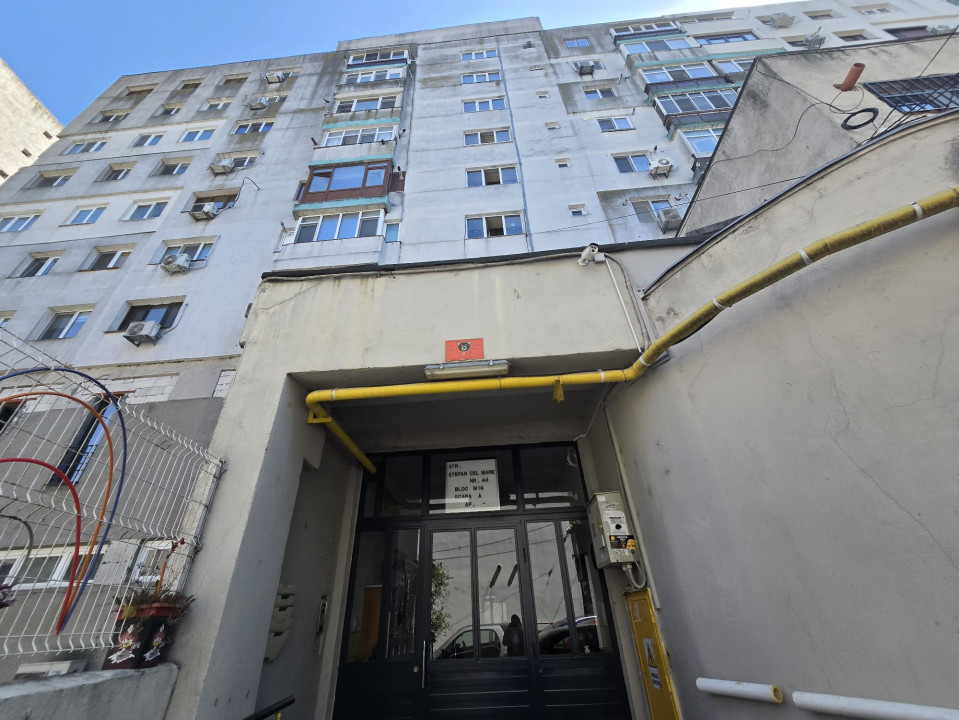 Centru - Apartament de 4 camere cu vedere Panoramica la Marea Neagra.
