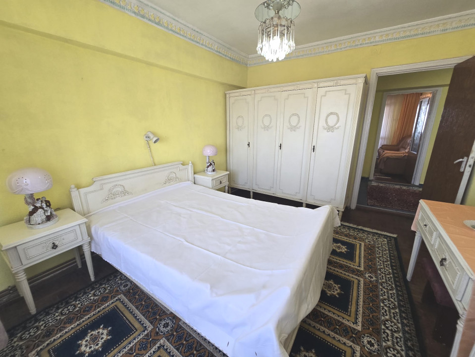 Centru - Apartament de 4 camere cu vedere Panoramica la Marea Neagra.