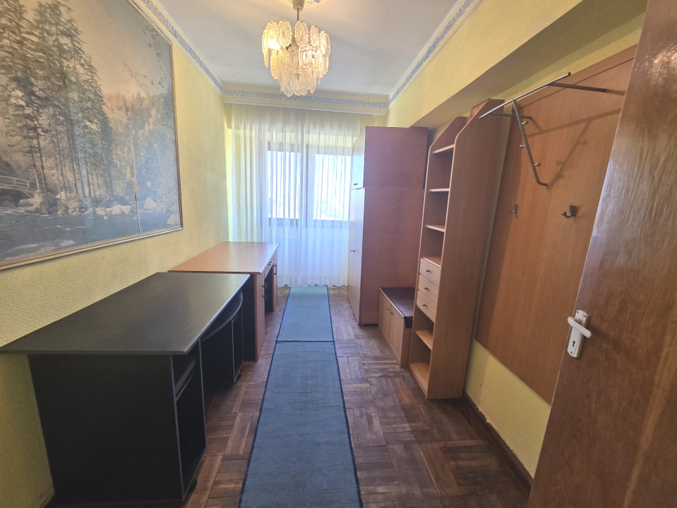 Centru - Apartament de 4 camere cu vedere Panoramica la Marea Neagra.