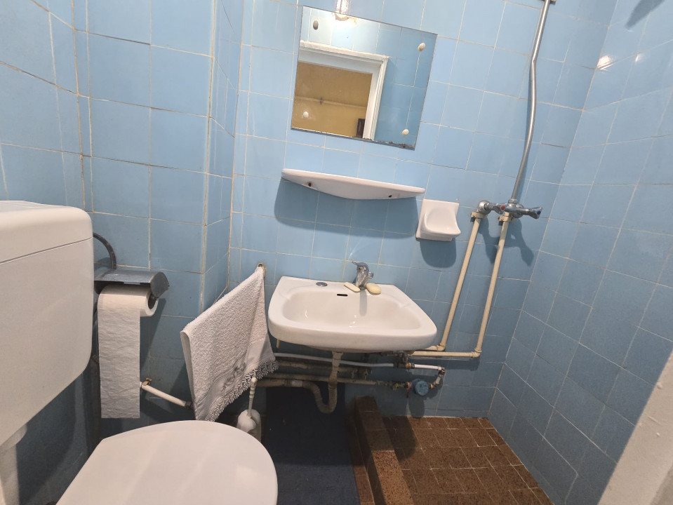 Centru - Apartament de 4 camere cu vedere Panoramica la Marea Neagra.