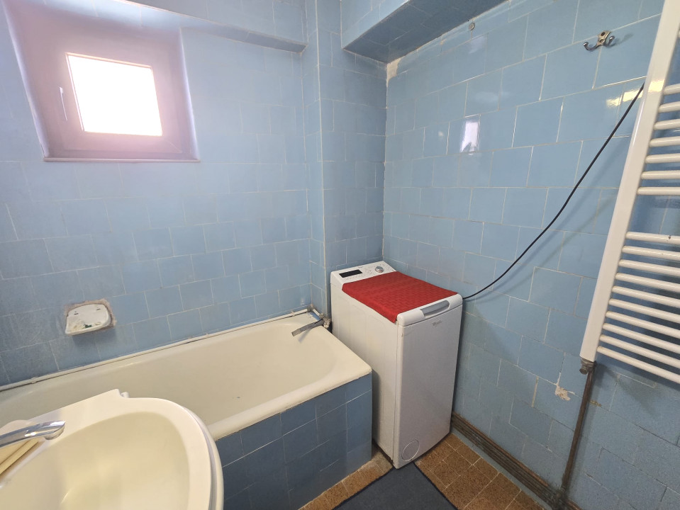 Centru - Apartament de 4 camere cu vedere Panoramica la Marea Neagra.