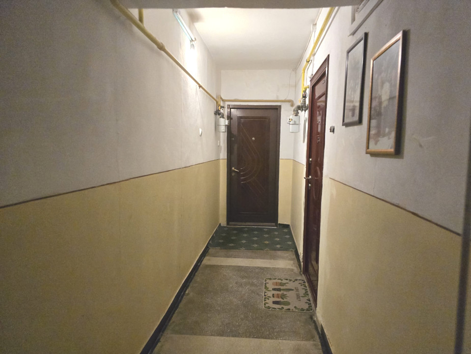 Centru - Apartament de 4 camere cu vedere Panoramica la Marea Neagra.