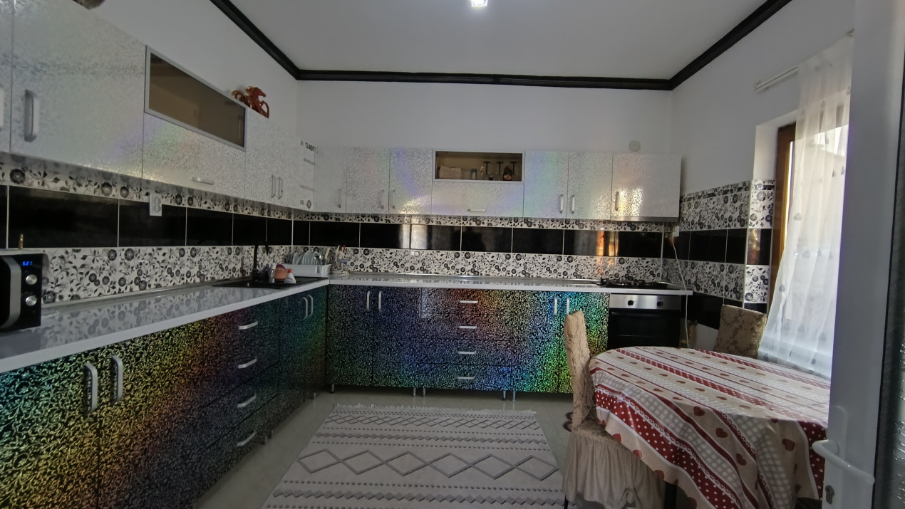 Medgidia | Casă cu 5 camere spațioasă