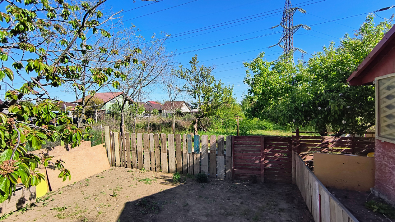 Năvodari | Casă spațioasă cu teren mare