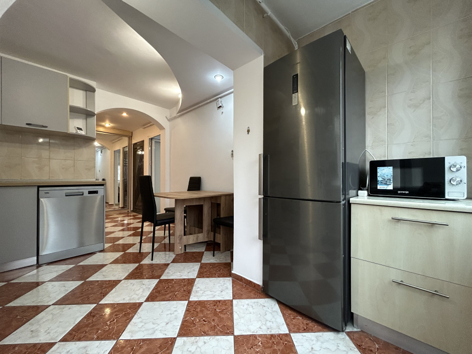 Apartament 3 camere Dacia - centrala termica - mobilat utilat modern