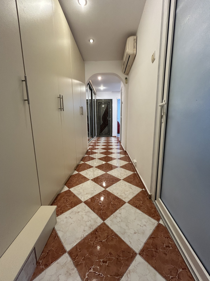 Apartament 3 camere Dacia - centrala termica - mobilat utilat modern