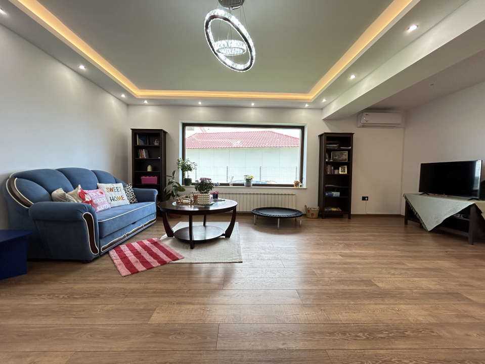 Duplex 10 camere Techirghiol ideal pensiune sau sediu firma