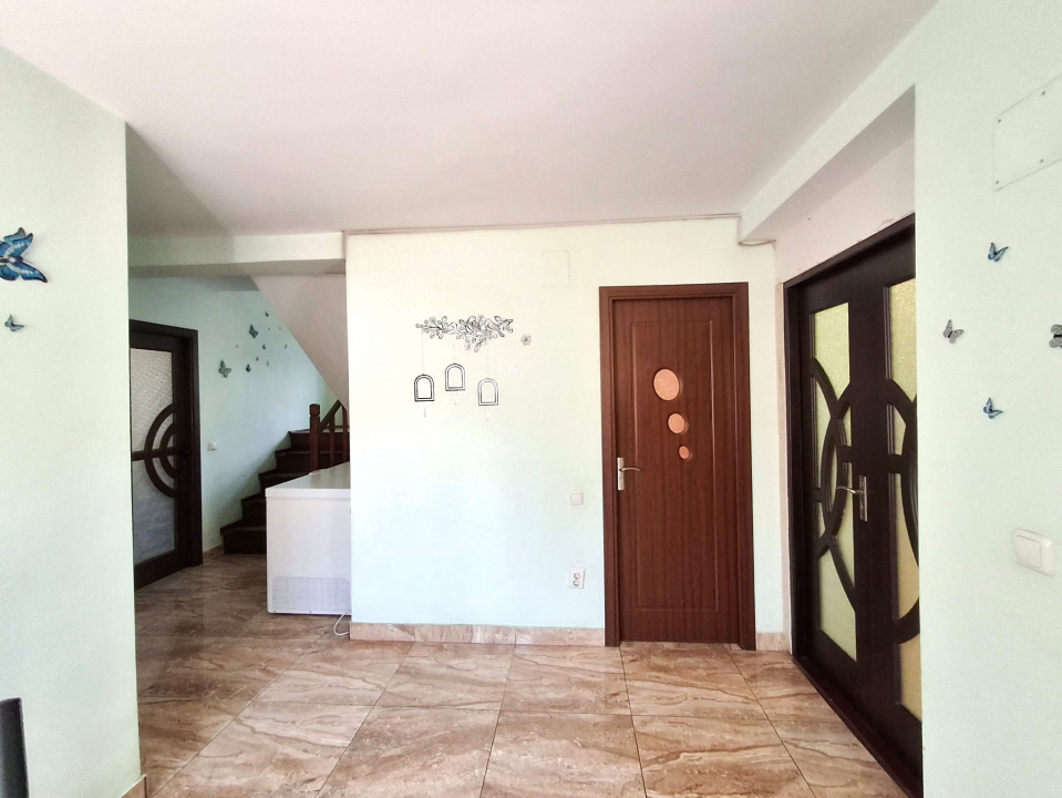 De Vanzare VIla P+1E+M  Voluntari 
