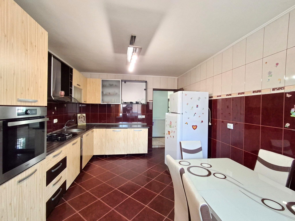 De Vanzare VIla P+1E+M  Voluntari 