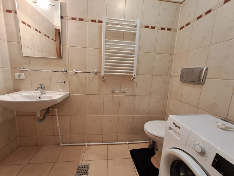 Apartament 2 camere 13 Septembrie Marriott Catedrala Bloc 2007