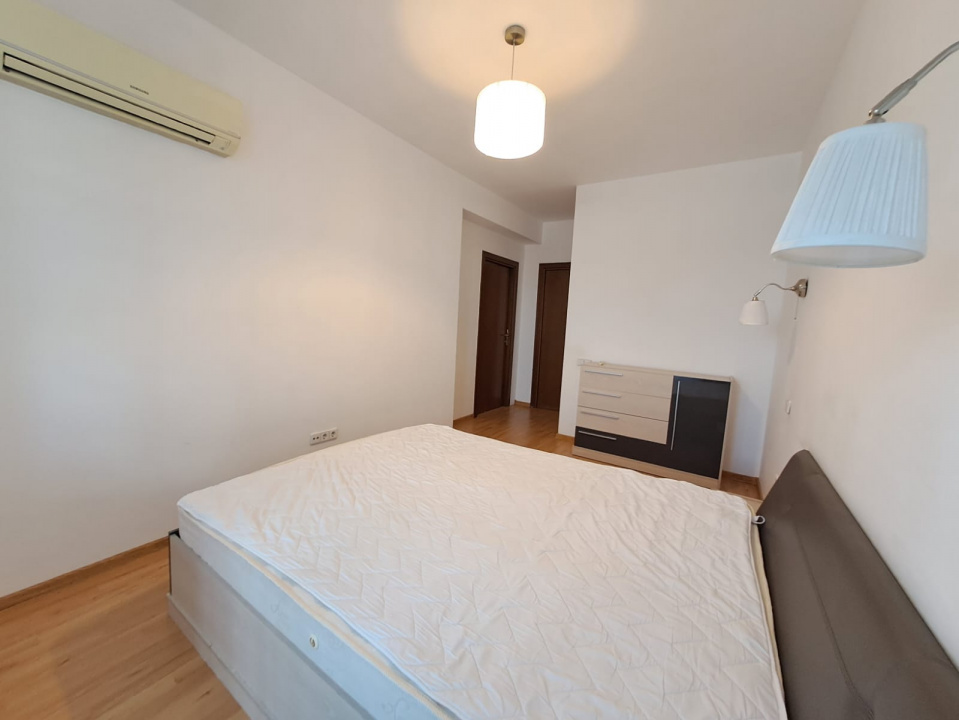 Apartament 2 camere 13 Septembrie Marriott Catedrala Bloc 2007