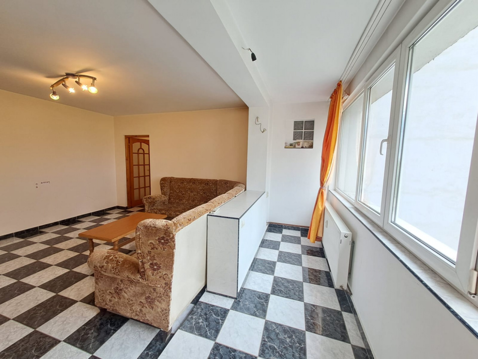Apartament 3 camere Militari Apusului Metrou Pacii