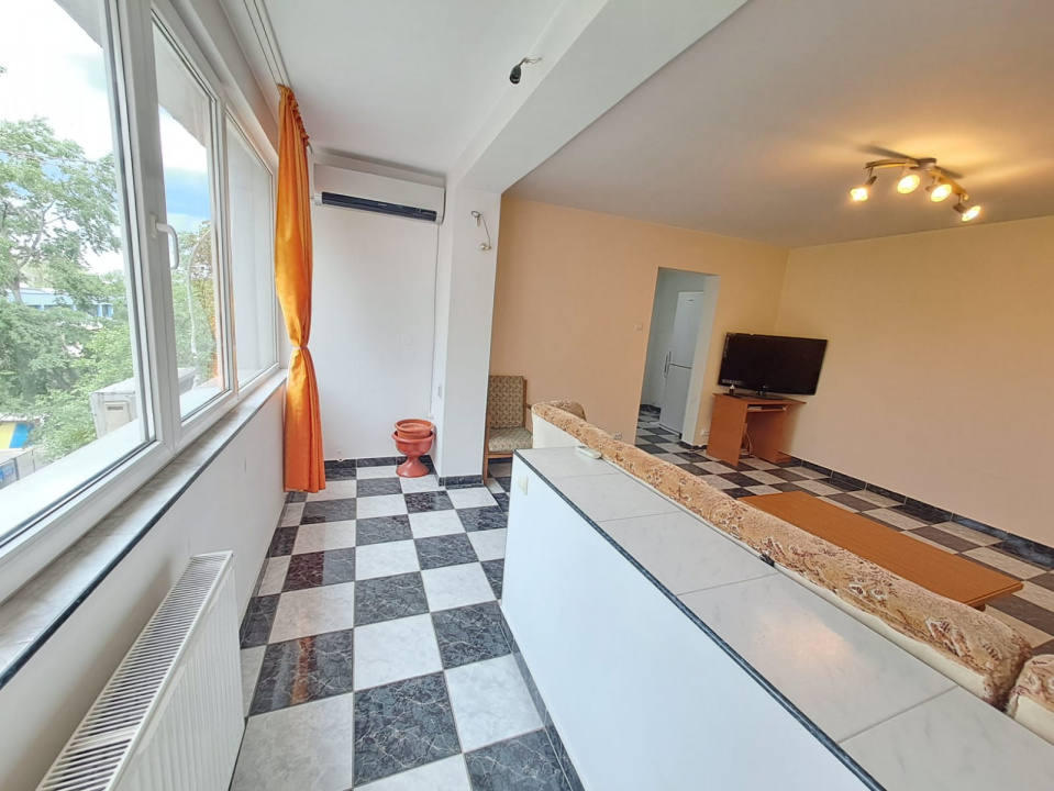 Apartament 3 camere Militari Apusului Metrou Pacii
