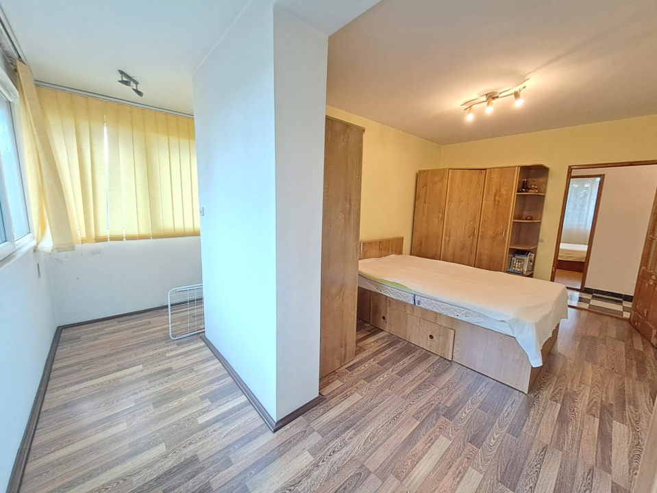 Apartament 3 camere Militari Apusului Metrou Pacii