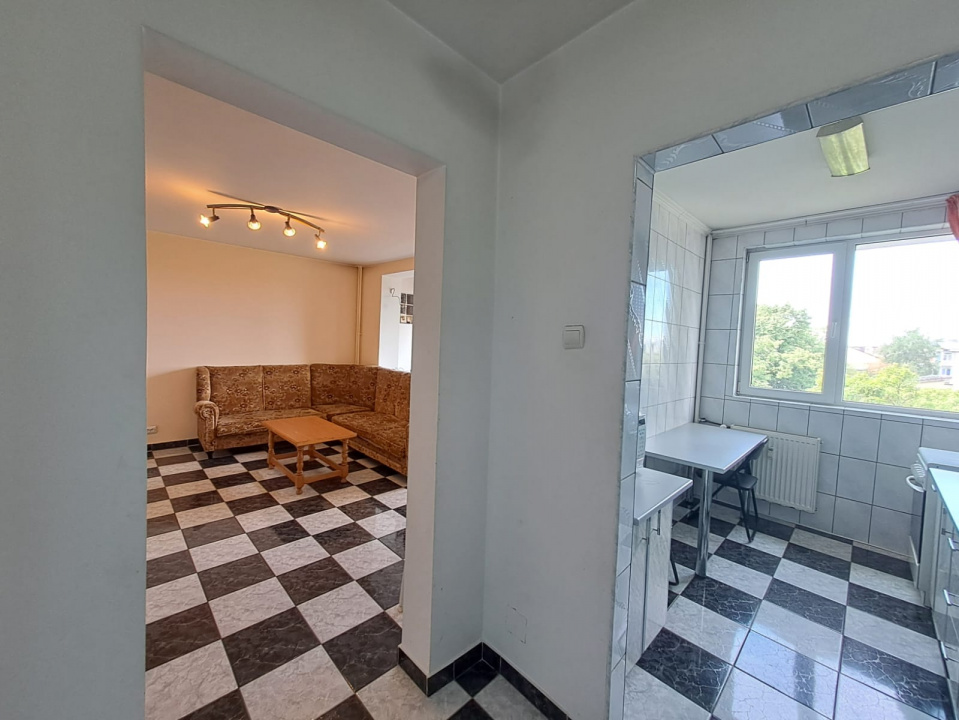 Apartament 3 camere Militari Apusului Metrou Pacii
