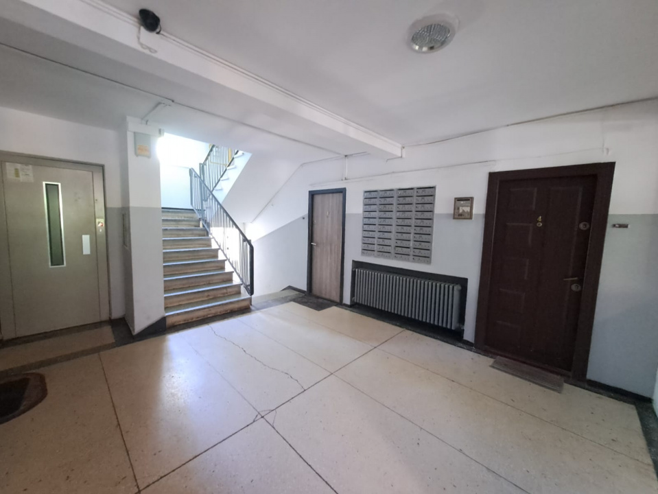 Apartament 3 camere Militari Apusului Metrou Pacii