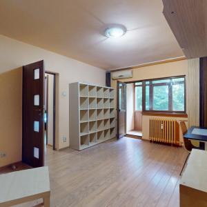 Apartament de vanzare -2 camere decomandat - Teiul Doamnei