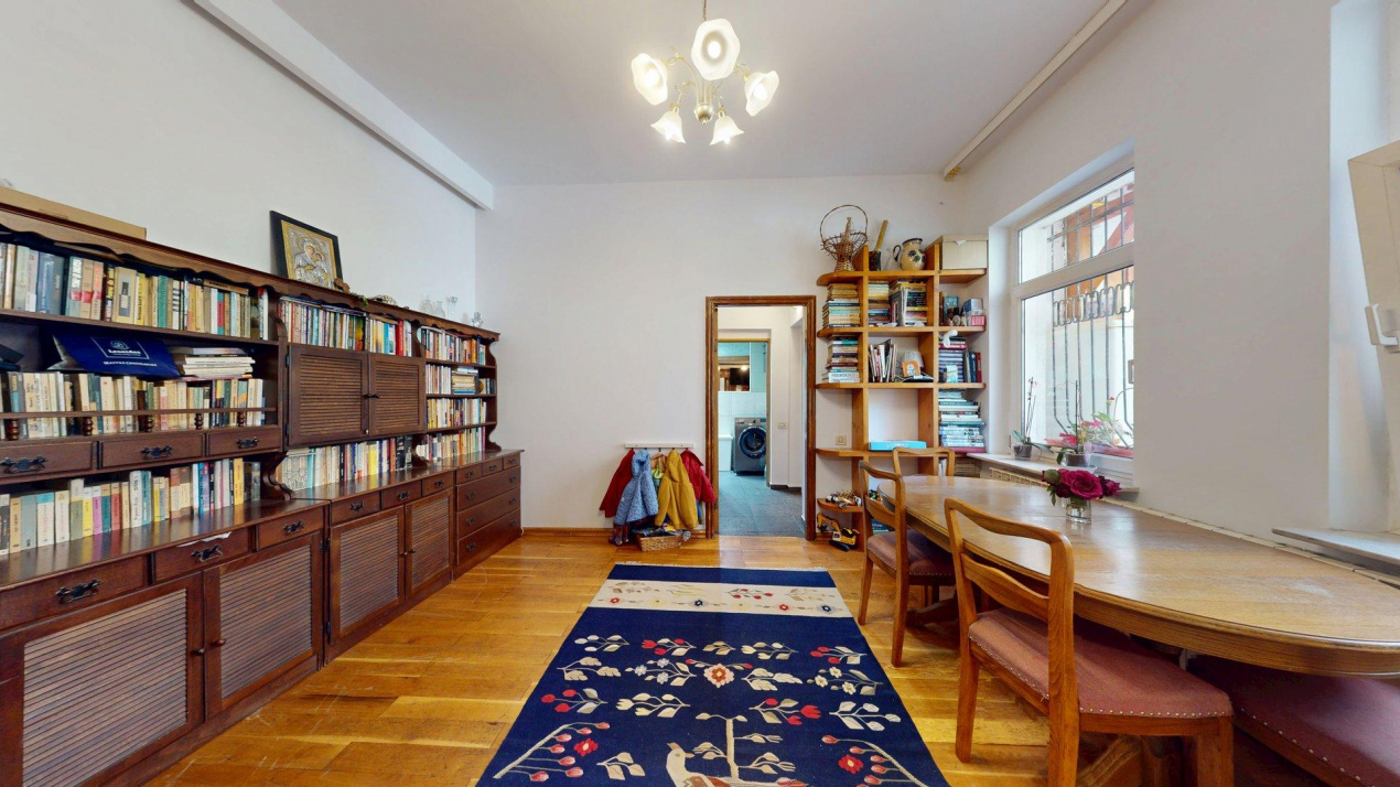 Casa de Vanzare zona Calea Calarasi