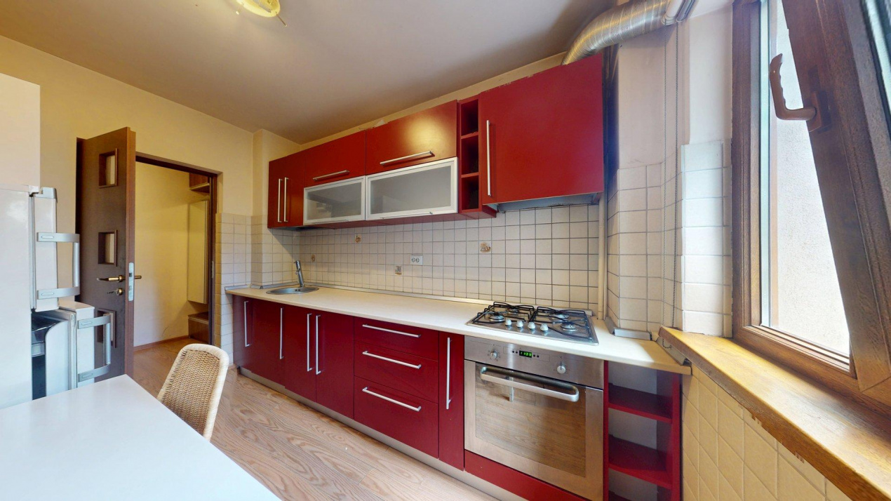 Apartament de vanzare -2 camere decomandat - Teiul Doamnei