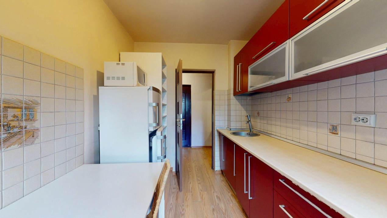 Apartament de vanzare -2 camere decomandat - Teiul Doamnei