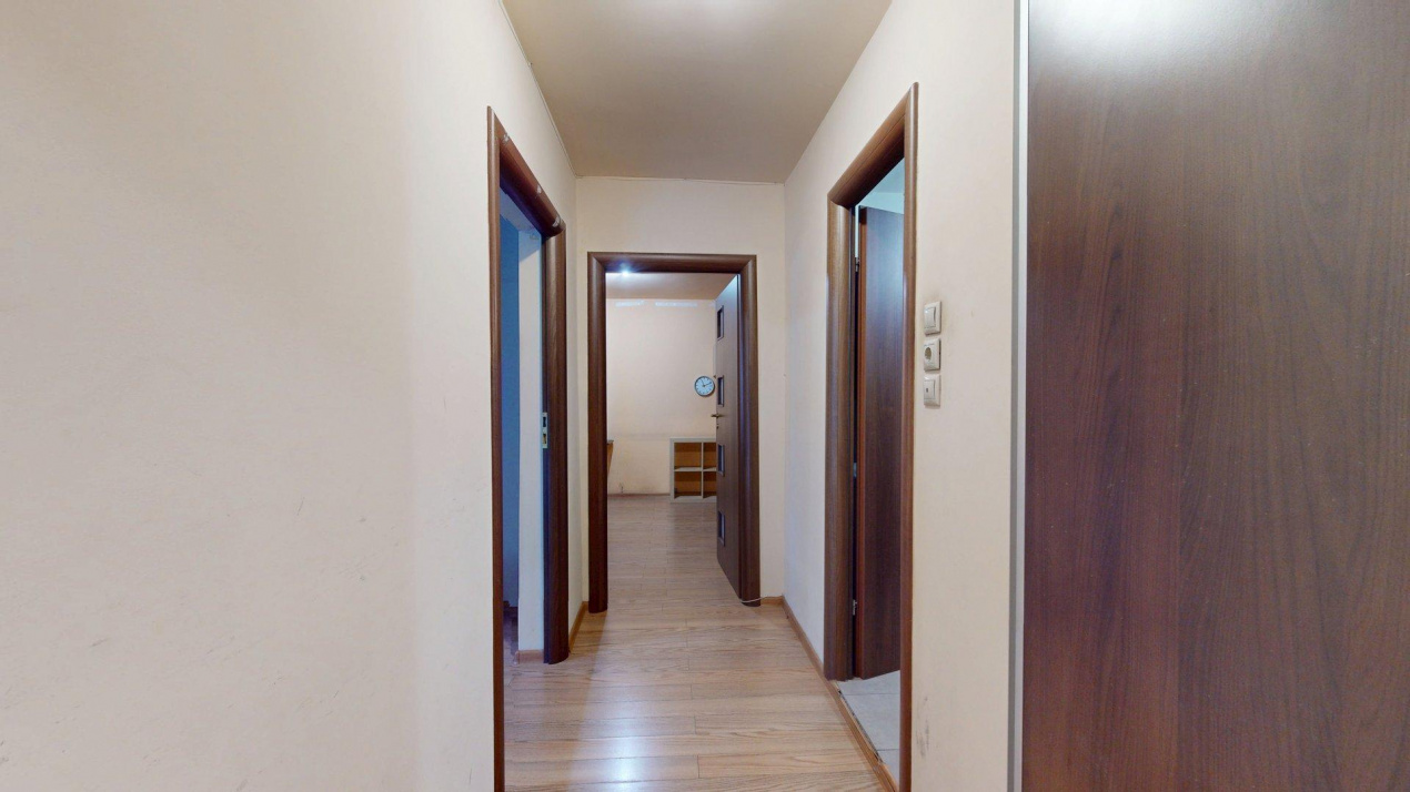 Apartament de vanzare -2 camere decomandat - Teiul Doamnei