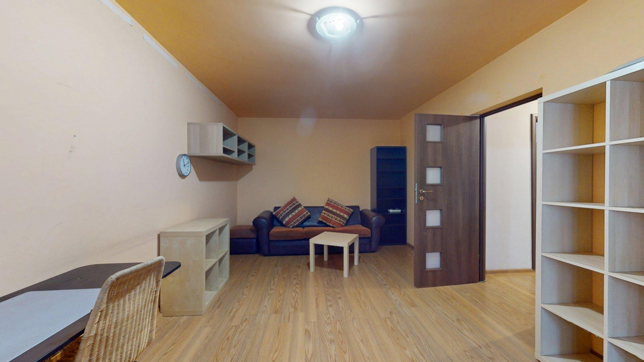 Apartament de vanzare -2 camere decomandat - Teiul Doamnei