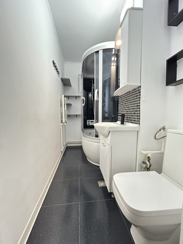 Apartament 3 camere Tomis Nord - 2 locuri parcare - centrală termică