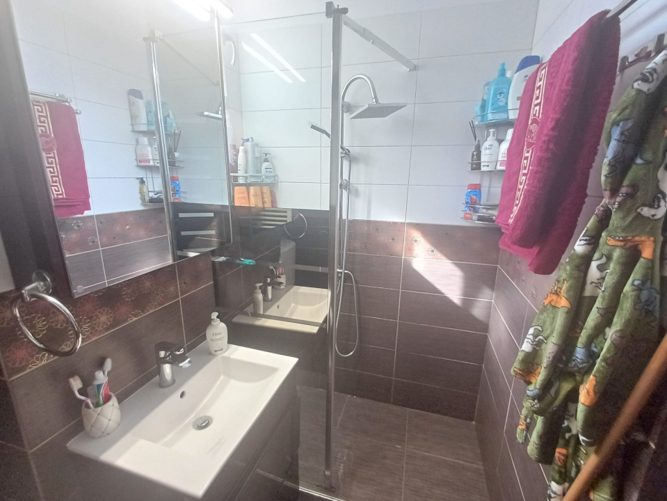 Apartament 2 camere Piata Bobocica Vitan