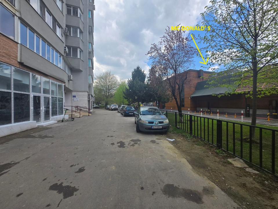 Spatiu comercial 44mp Dristor McDonald's Metrou Stradal Camil Ressu