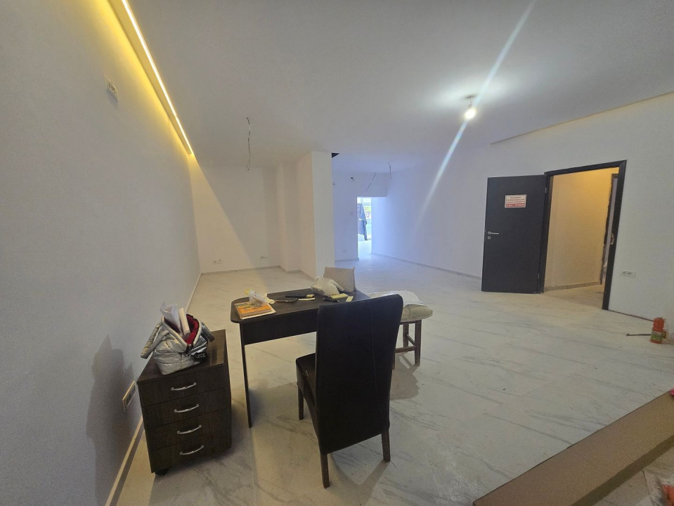 Spatiu comercial 66mp Dristor McDonald's Metrou Stradal Camil Ressu