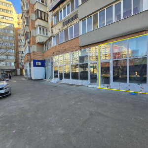 Spatiu comercial 66mp Dristor McDonald's Metrou Stradal Camil Ressu