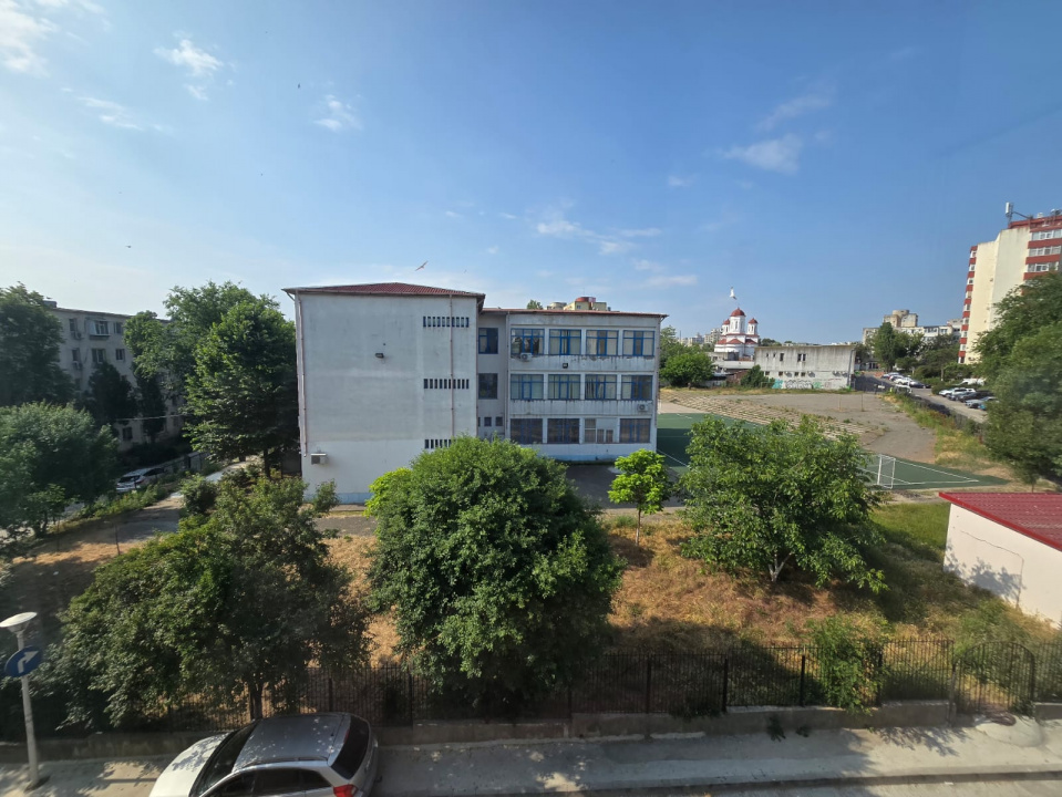 CIRESICA-TOMIS NORD- Apartament 3 camere de inchiriat!