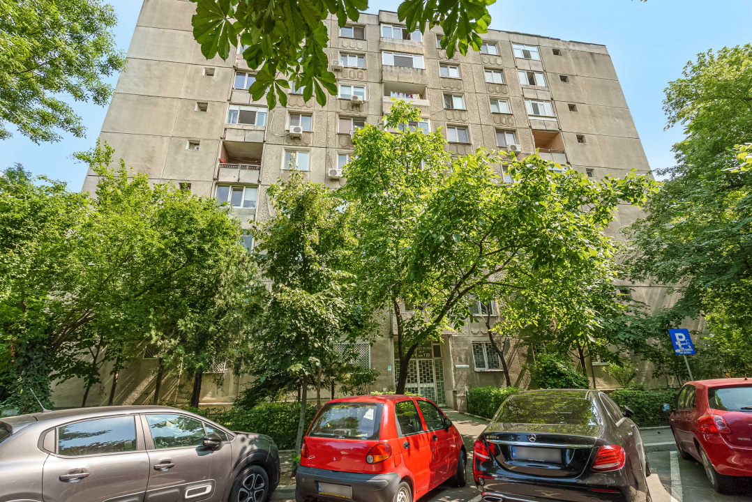 Apart 2 camere Lacul Tei facult constructii Alexandru cel Bun bloc 85