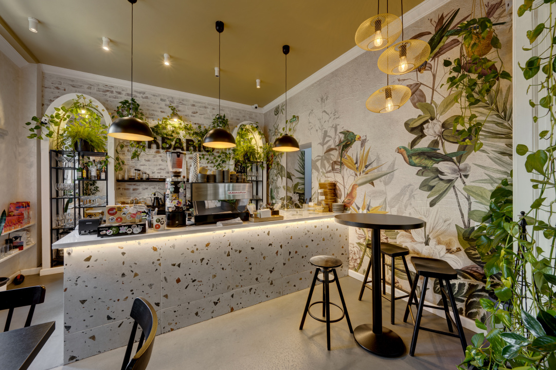 Afacere la Cheie ! Camere in regim hotelier+restaurant / profit bun !