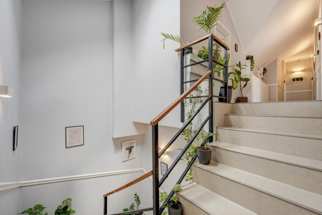 Afacere la Cheie ! Camere in regim hotelier+restaurant / profit bun !