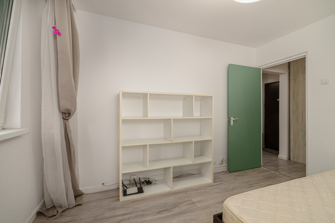 Apart 2 camere Titan Jean Steriadi Scoala 82 metrou 1 Decembrie