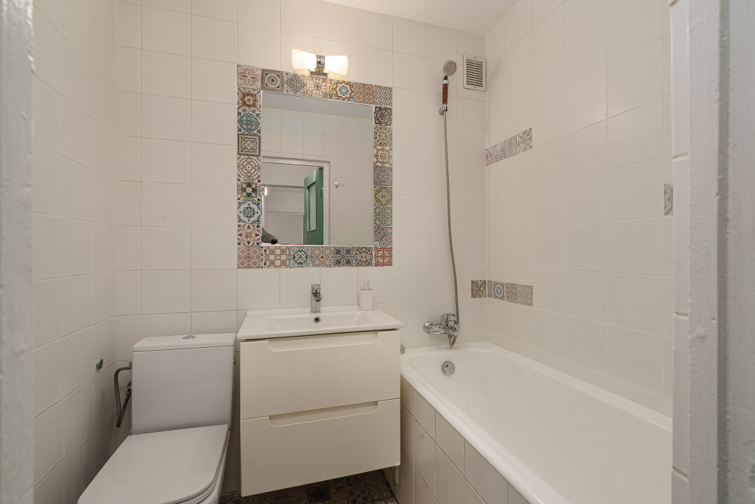Apart 2 camere Titan Jean Steriadi Scoala 82 metrou 1 Decembrie