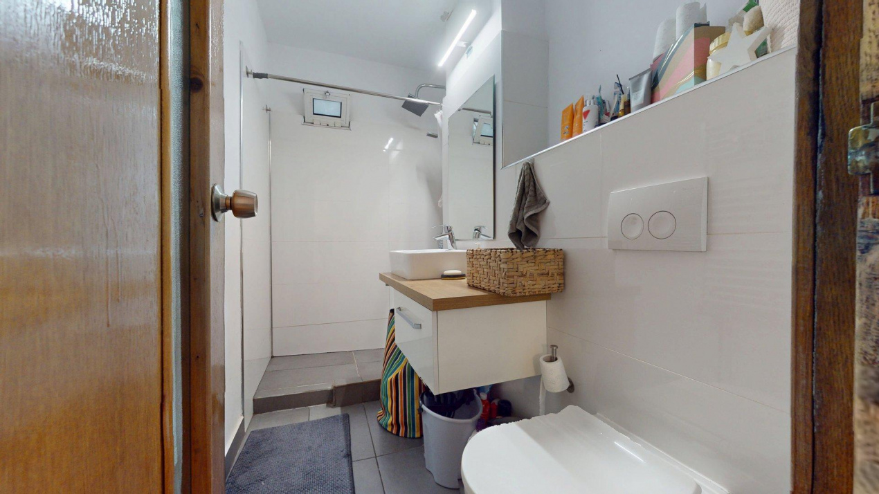 Apartament 3 camere Masina de Paine Obor