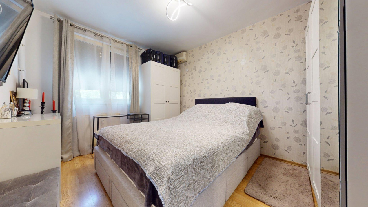 Apartament 3 camere Masina de Paine Obor