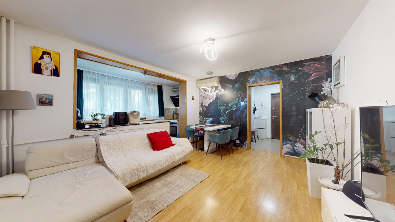 Apartament 3 camere Masina de Paine Obor